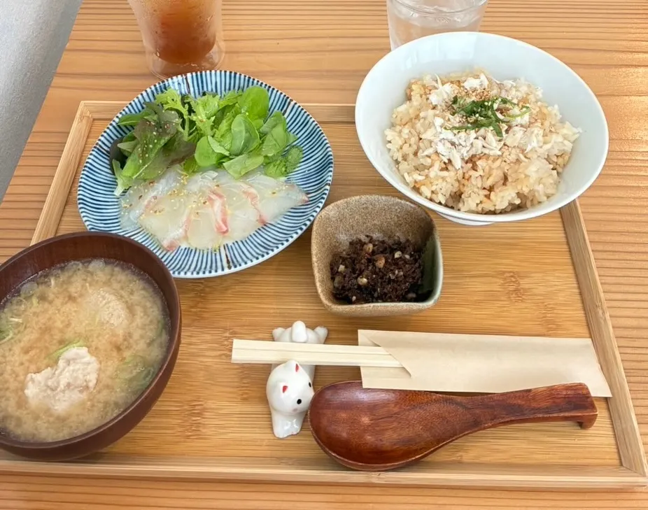 🍚🐟🍊✨